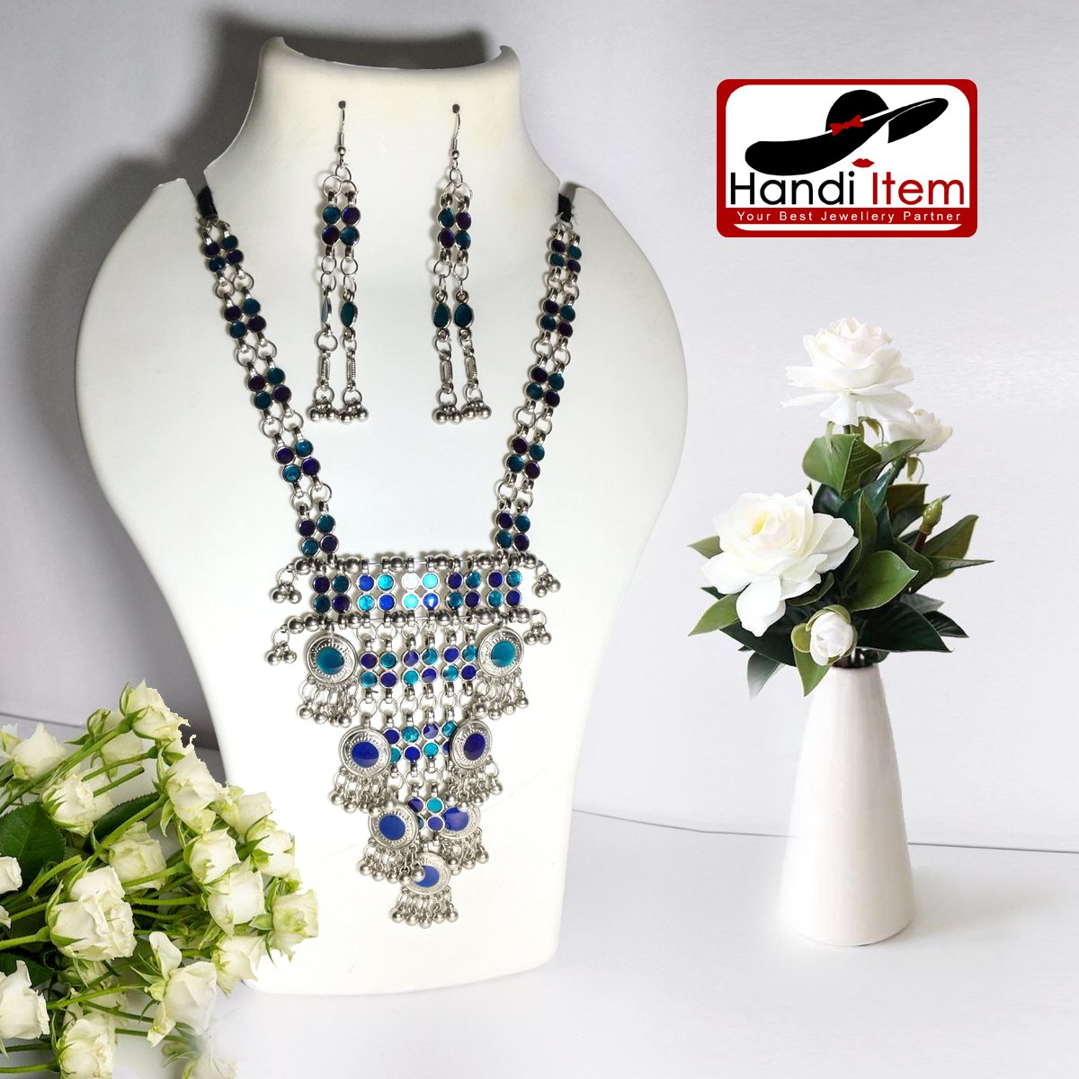 product49a Long Necklace with long Earrings